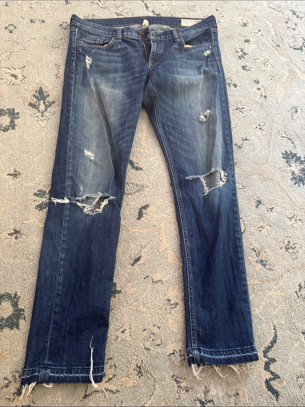 rag & bone dre distressed Jeans